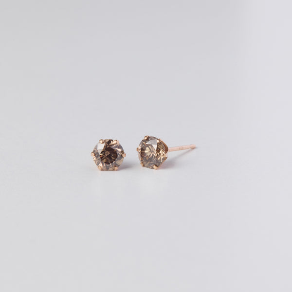 K18 brown diamond earrings