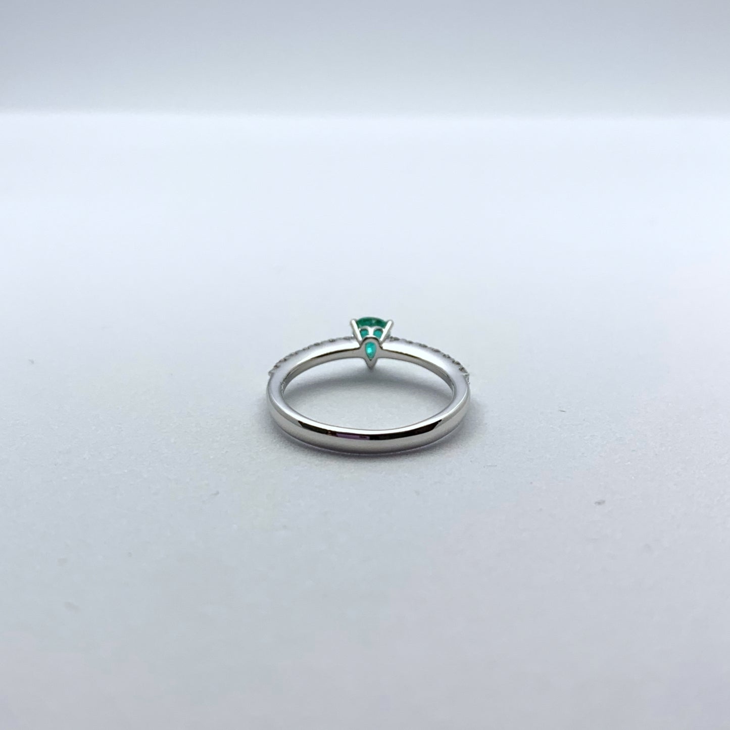Pt900 Paraiba tourmaline ring