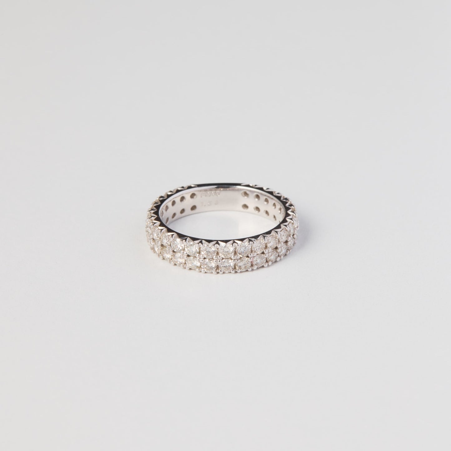 Pt900 eternity ring 