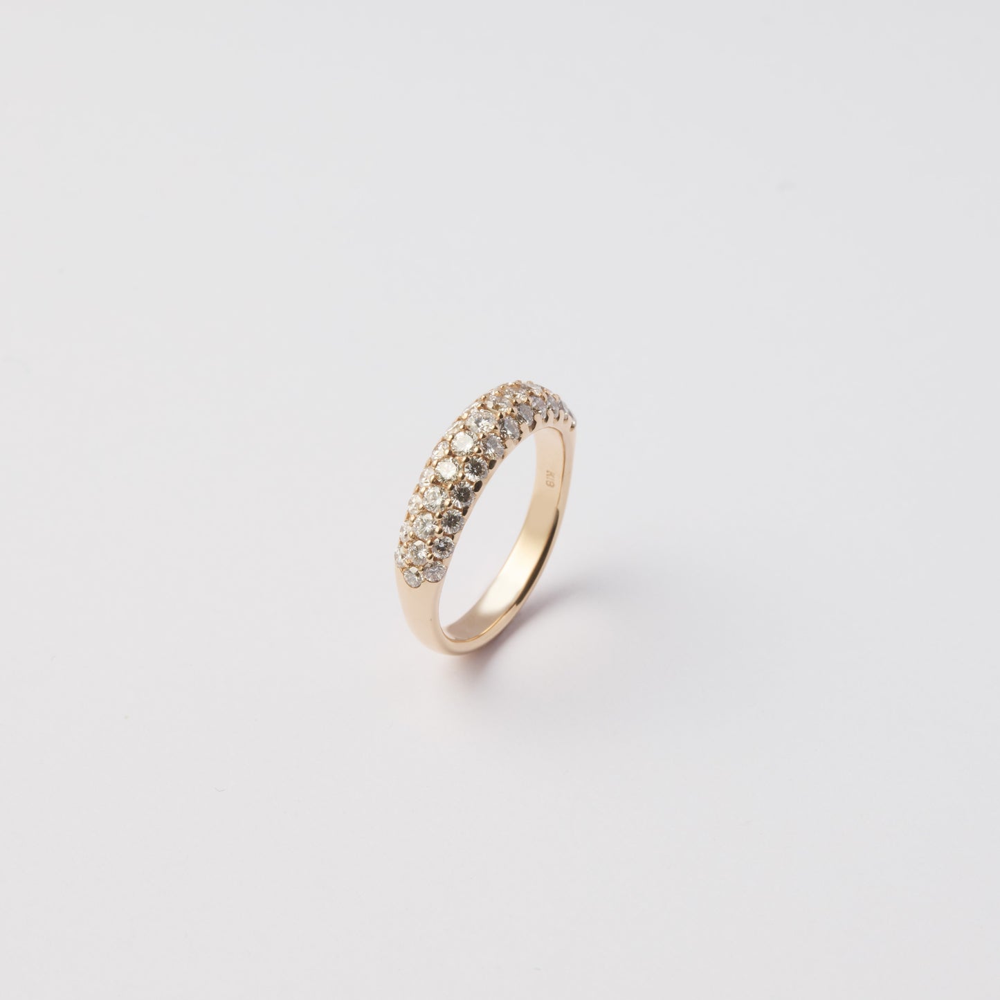 K18 pave ring 