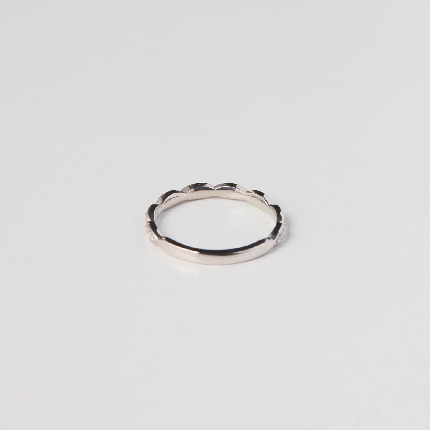 Pt900 eternity style ring 