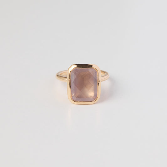 K18 rose quartz ring 