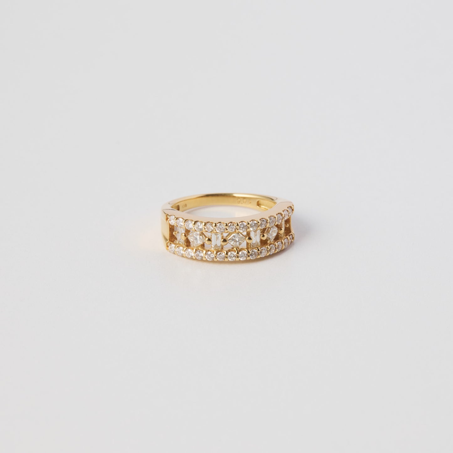 K18 yellow gold pinky ring 